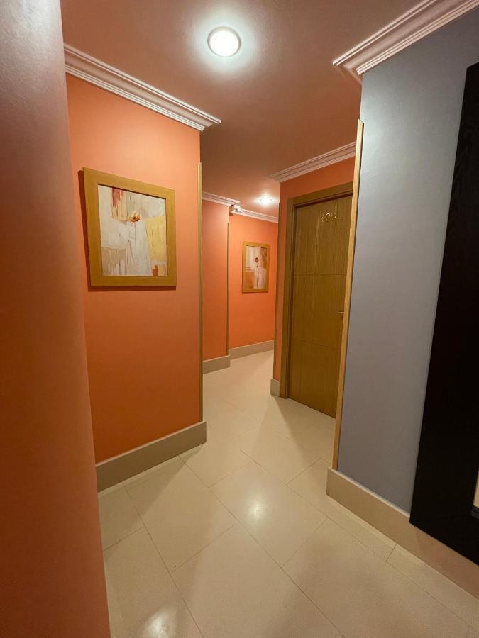 Hostal Santiago 2 Burgo Екстериор снимка