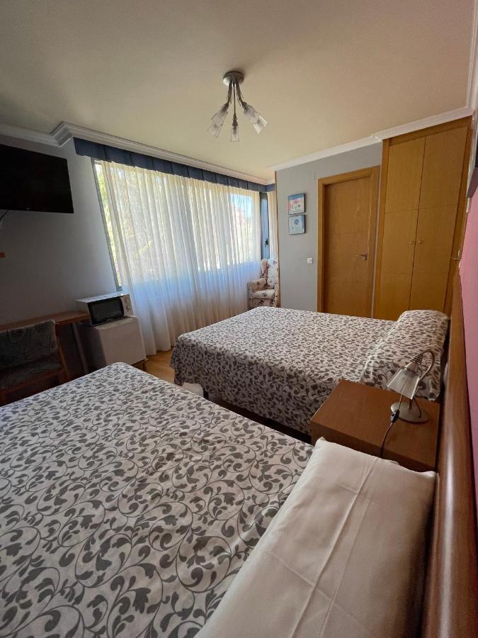 Hostal Santiago 2 Burgo Екстериор снимка