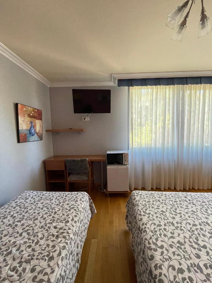 Hostal Santiago 2 Burgo Екстериор снимка